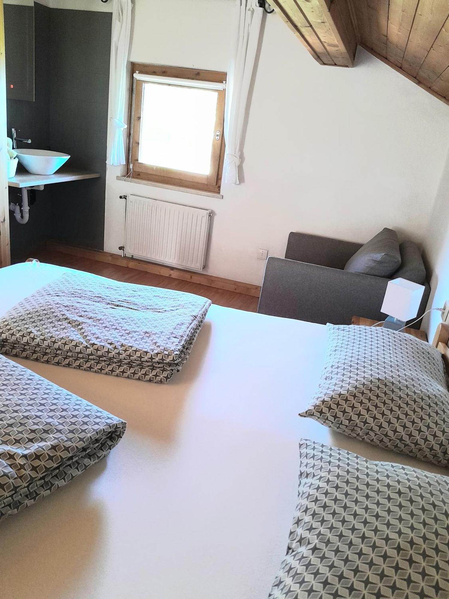 Ferienwohnung Bergblick-Schlosshof โวลลัน ภายนอก รูปภาพ